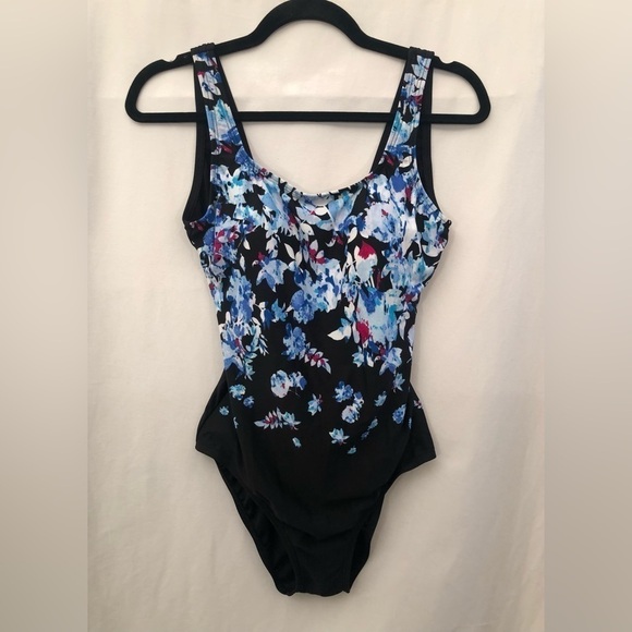 Aquabelle One Piece Bathing Suit Swimsuit Black Floral Size 8 - Picture 1 of 14